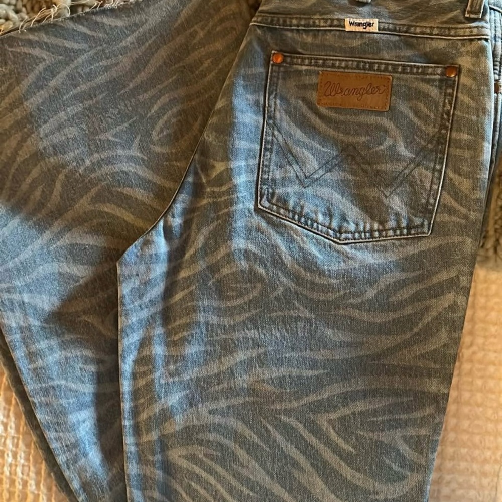 Wrangler Men's Zebra Patterned Jeans - Blue
